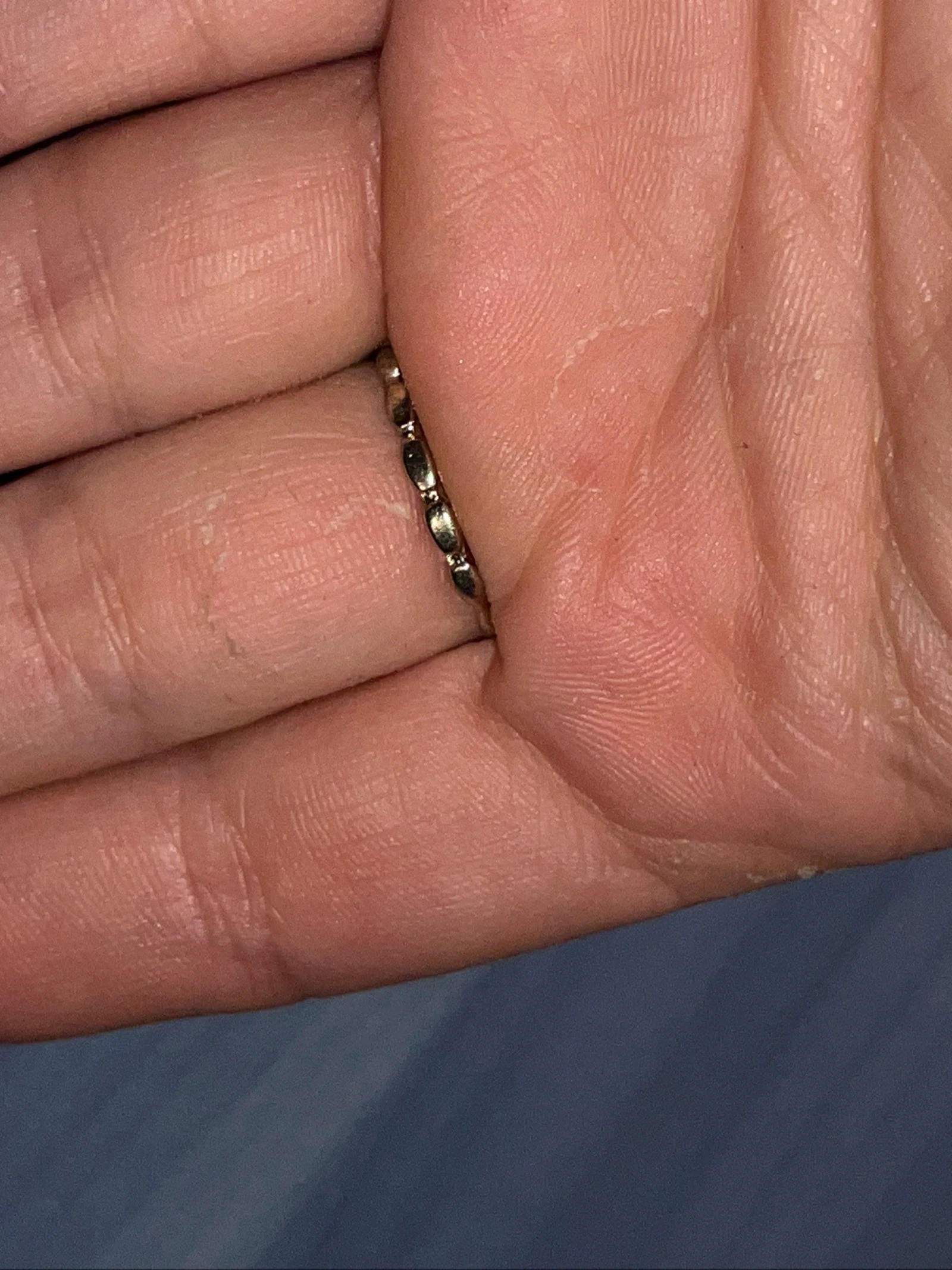Golden ring – photo 2